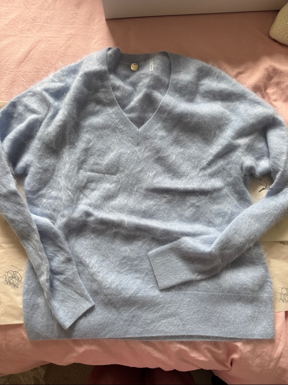 Margaret O’Leary Cashmere V-Neck Sweater - Picture 3 of 5